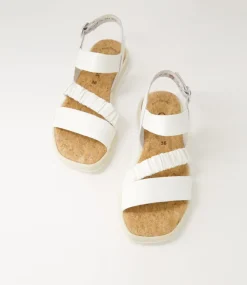 Fico Latte Leather Sandals