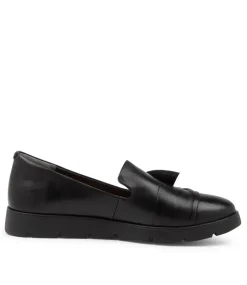 Miless W Black Leather