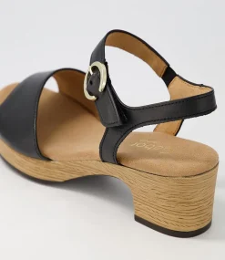 Solche Schwarz Gold Leather Sandals