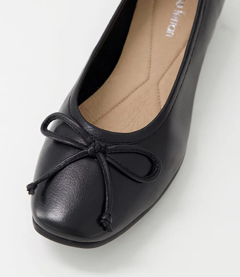 Tess Black Leather Flat Shoes