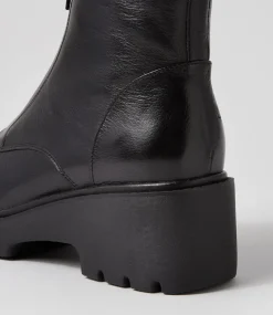 Uruba Black Leather Ankle Boots